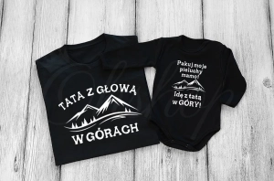 Tata_i_dziecko_z_głową_w_górach_2.webp