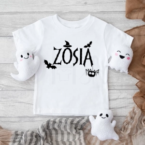 Biała-koszulka-dla-dziewczynki-na-halloween-z-imieniem.webp
