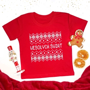 Czerwona-koszulka-dziecięca-z-wzorem-nordyckim.webp