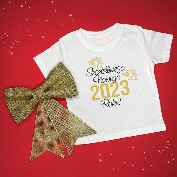 Biała-koszulka-dziecięca-szczęśliwego-nowego-roku.webp