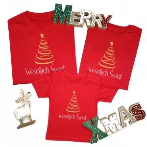 Czerwone-koszulki-zestaw-rodzinny-wesołych-świąt-z-kręconą-choinką.webp