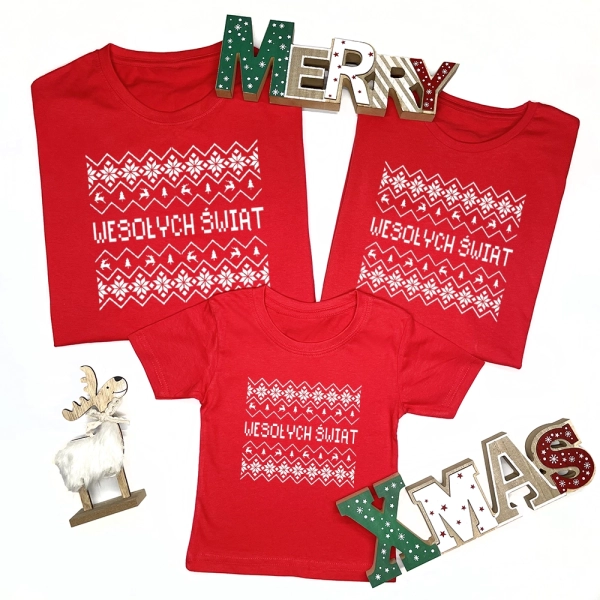 Czerwone-koszulki-zestaw-rodzinny-wesołych-świąt-wzorek-sweterka-kolor-biały.webp