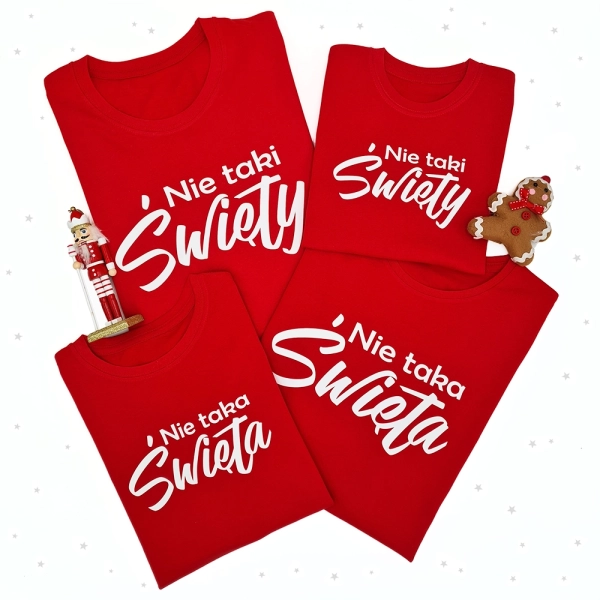 Komplet-czerwonych-koszulek-dla-rodziny-2-plus-2-nie-taka-święta-nie-taki-święty.webp