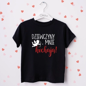 Czarna-koszulka-dziecięca-dziewczyny-mnie-kochają.webp