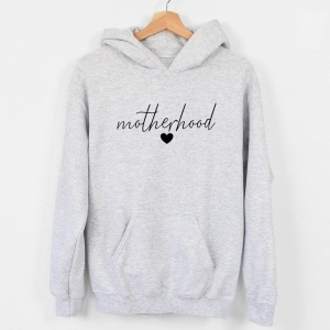 Szara-bluza-z-kapturem-motherhood-pisane.webp