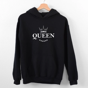 Czarna-bluza-z-kapturem-queen-korona.webp