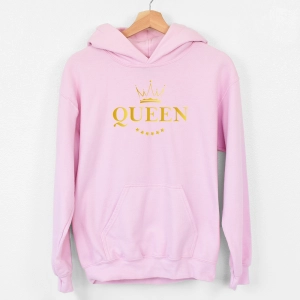 Różowa-bluza-z-kapturem-queen-korona.webp
