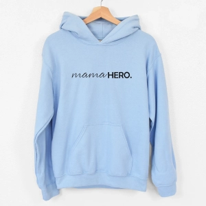 Błękitna-bluza-z-kapturem-mama-hero.webp