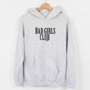 Szara-bluza-z-kapturem-bad-girls-club.webp