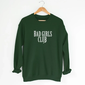 Zielona-bluza-bad-girls-club.webp