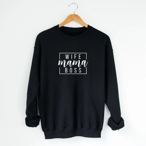 Czarna-bluza-wife-mama-boss.webp