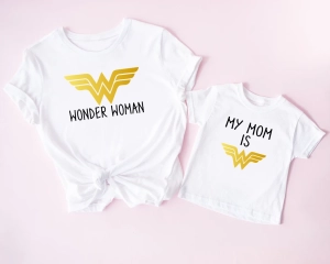 Damska-i-dziecko-biały-wonderwoman_wynik.webp