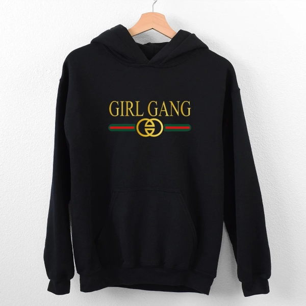 Czarna-bluza-z-kapturem-girl-gang.webp