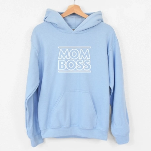 Błękitna-bluza-z-kapturem-mom-boss.webp