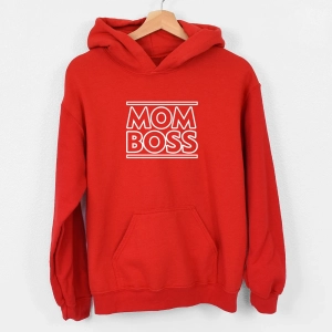 Czerwona-bluza-z-kapturem-mom-boss.webp