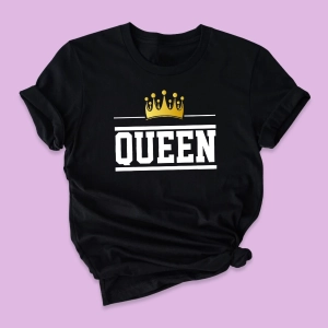 Czarna-koszulka-damska-2023-queenkorona.webp
