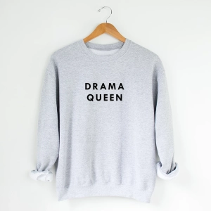 Szara-bluza-drama-queen.webp