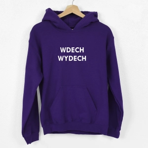 Fioletowa-bluza-z-kapturem-wdech-wydech.webp