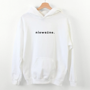 Biała-bluza-damska-z-kapturem-niewazne.webp