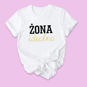 Biała-koszulka-damska-2023-żonaidealna.webp