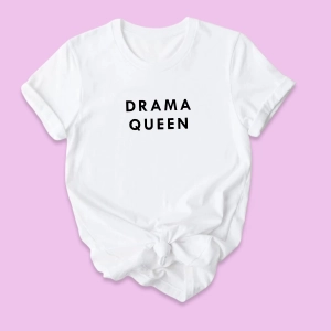 Biała-koszulka-damska-2023-dramaqueen.webp