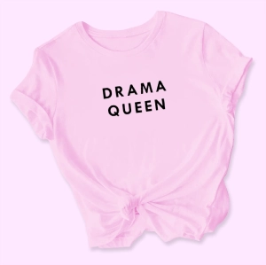 Różowa-koszulka-damska-2023-dramaqueen.webp