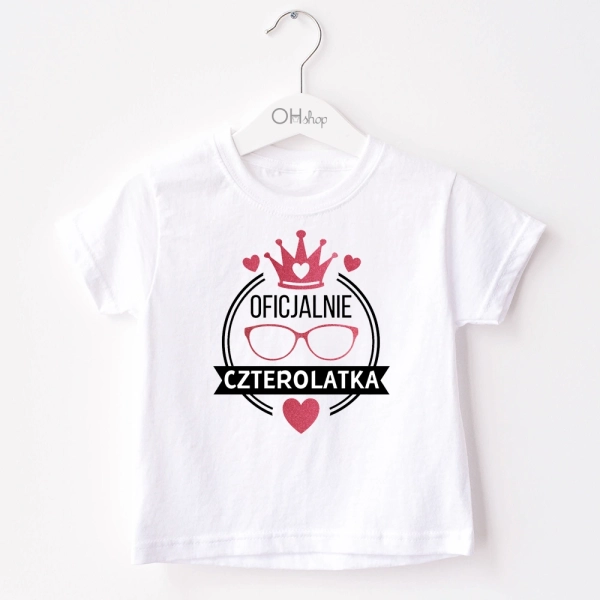 Biała-koszulka-dziecięca-oficjalnie-czterolatka.webp