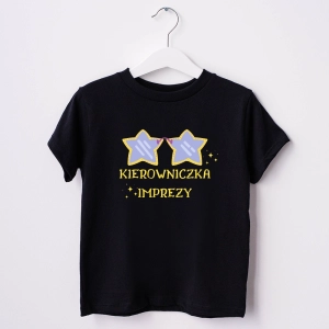 Czarna-koszulka-dziecięca-kierowniczka-imprezy.webp