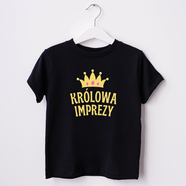 Czarna-koszulka-dziecięca-królowa-imprezy.webp