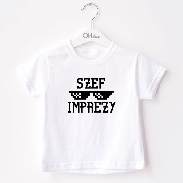 Biała-koszulka-dziecięca-szef-imprezy-okulary.webp