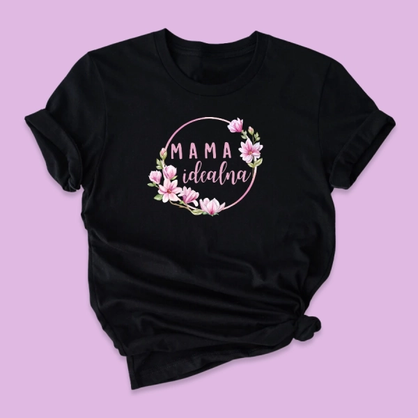 Czarna-koszulka-damska-2023-mamaidealna-kwiaty.webp