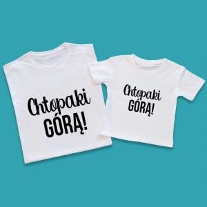 Koszulki-białe-dla-taty-i-syna-chłopaki-górą.webp