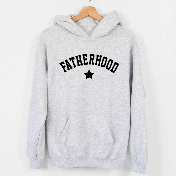Szara-bluza-z-kapturem-dla-taty-z-nadrukiem-fatherhood.webp
