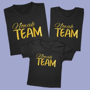 Czarne-koszulki-komplet-team-nazwisko.webp