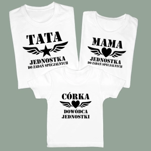 Białe-koszulki-komplet-jednostka.webp