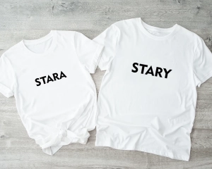 Białe-koszulki-dla-pary-stara-stary.webp
