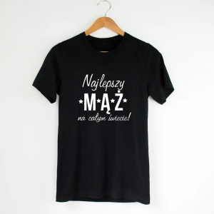 Czarna-koszulka-najlepszy-mąż-na-świecie.webp