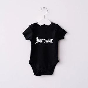 Czarne-body-z-nadrukiem-buntownik.webp