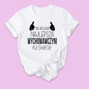 Biała-koszulka-damska-najlepsza-wychowawczyni.webp