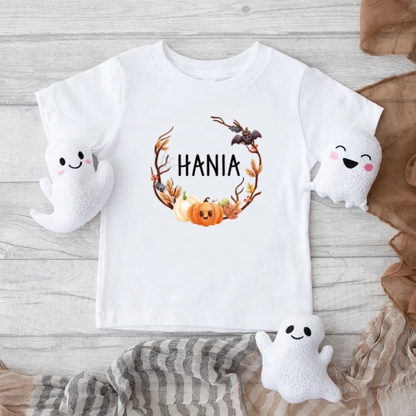 Biała koszulka dziecięca halloween-wianek.webp