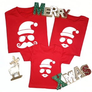 Czerwone-koszulki-zestaw-rodzinny-cool-mikołaj.webp
