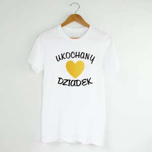 Biała-koszulka-ukochany-dziadek-z-sercem.webp
