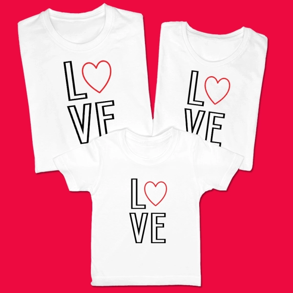 Komplet-białych-koszulek-dla-rodziny-love.webp