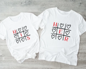 Białe-koszulki-his-her-kółko-i-krzyżyk.webp