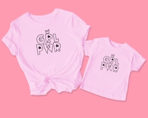 Damska-i-dziecko-różowe-grl-pwr.webp