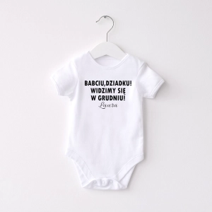 Białe-body-krótki-babciu-dziadku-widzimy-się.webp