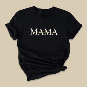 Czarna-koszulka-damska-mama-z-imionami.webp