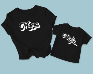 Damska-i-dziecko-czarne-mama's-girl.webp
