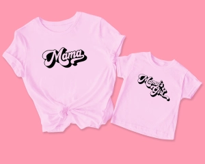 Damska-i-dziecko-różowe-mama's-girl.webp