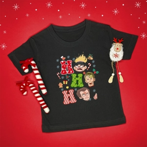 Czarna-koszulka-dziecięca-boże-narodzenie-hohoho-kevin.webp